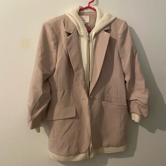 Cinq à Sept Beige Blazer with White Hoodie Detail - Picture 4 of 6